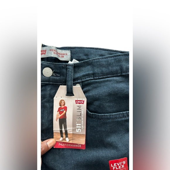 Levi’s - Picture 3 of 3